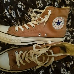 Tan Converse high tops, size 9 womens